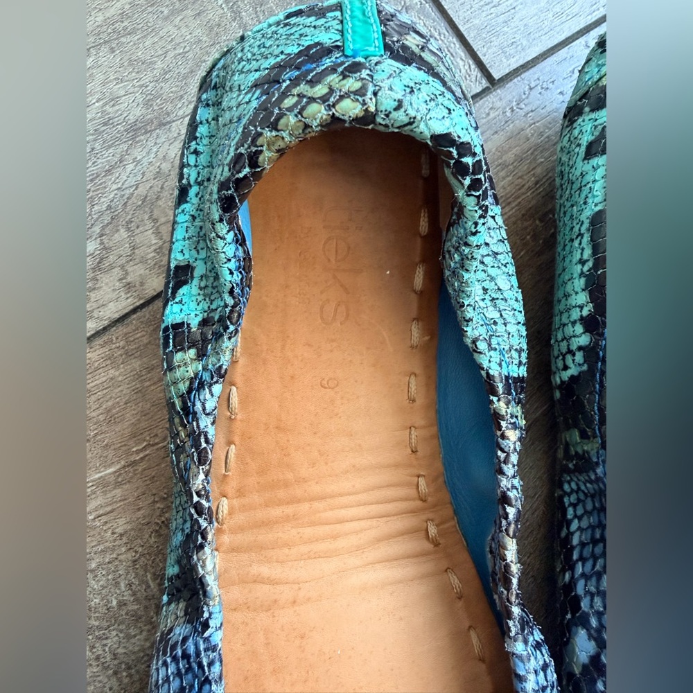Tieks Azure Snake Ballet Flat Blue Size 9 - Picture 6 of 8